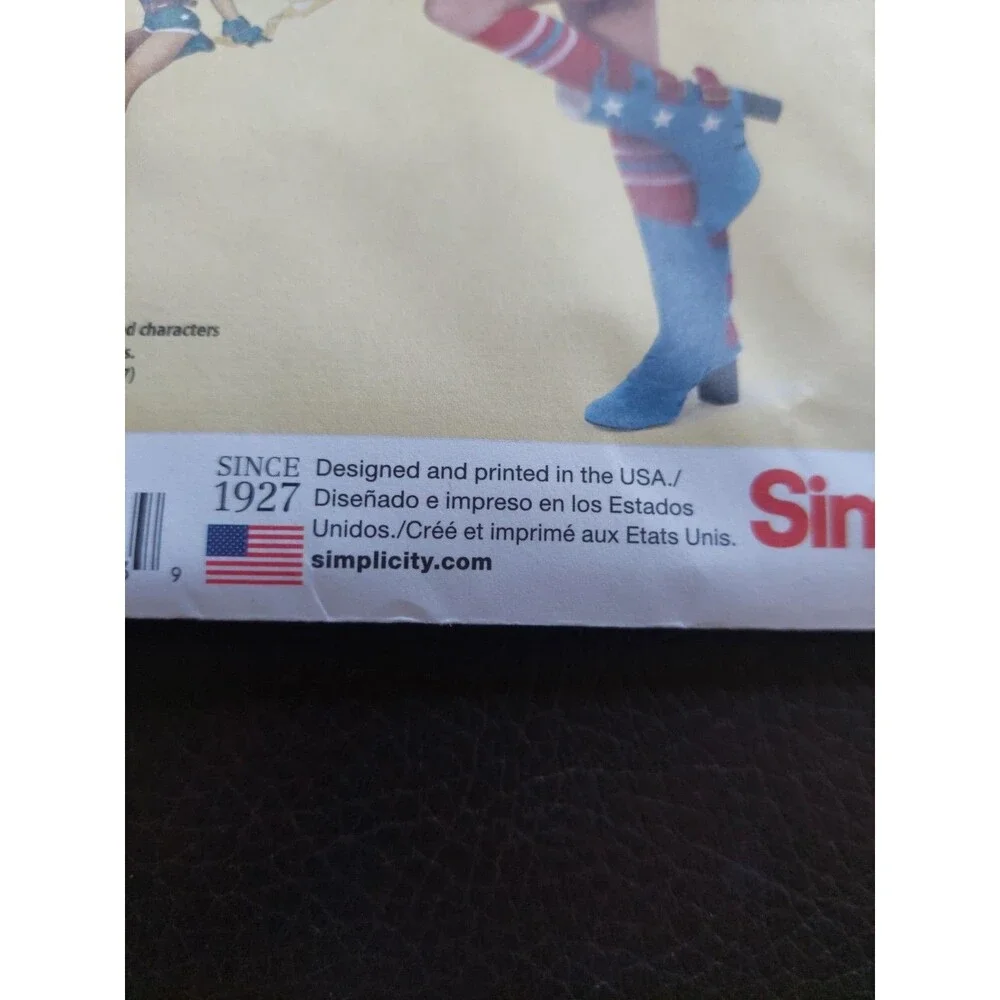 Simplicity 8433 DC Comics Bombshells STARGIRL CHOOSE SIZE UNCUT Pattern Cosplay